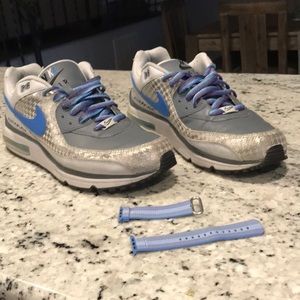 Nike Air Max Wright sneakers & Apple Watch band